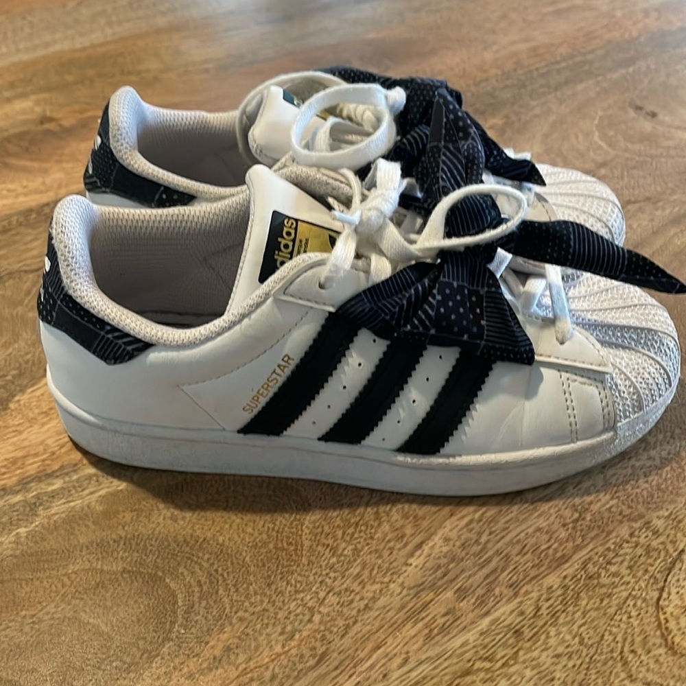 Girls adidas superstars